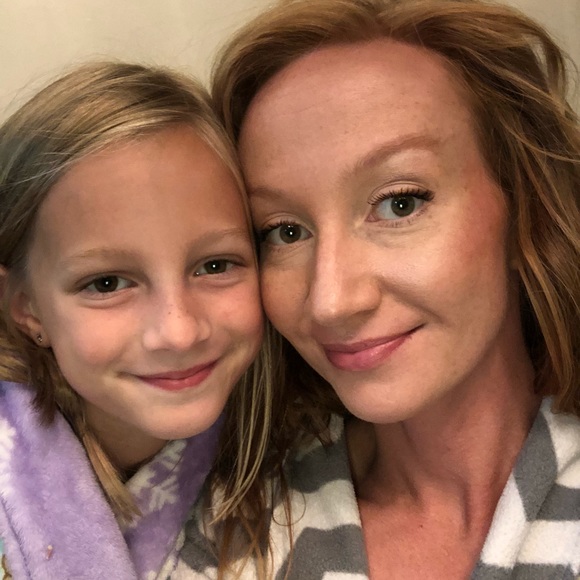 Meet your Posher, Mackenzie - Picture 2 of 8